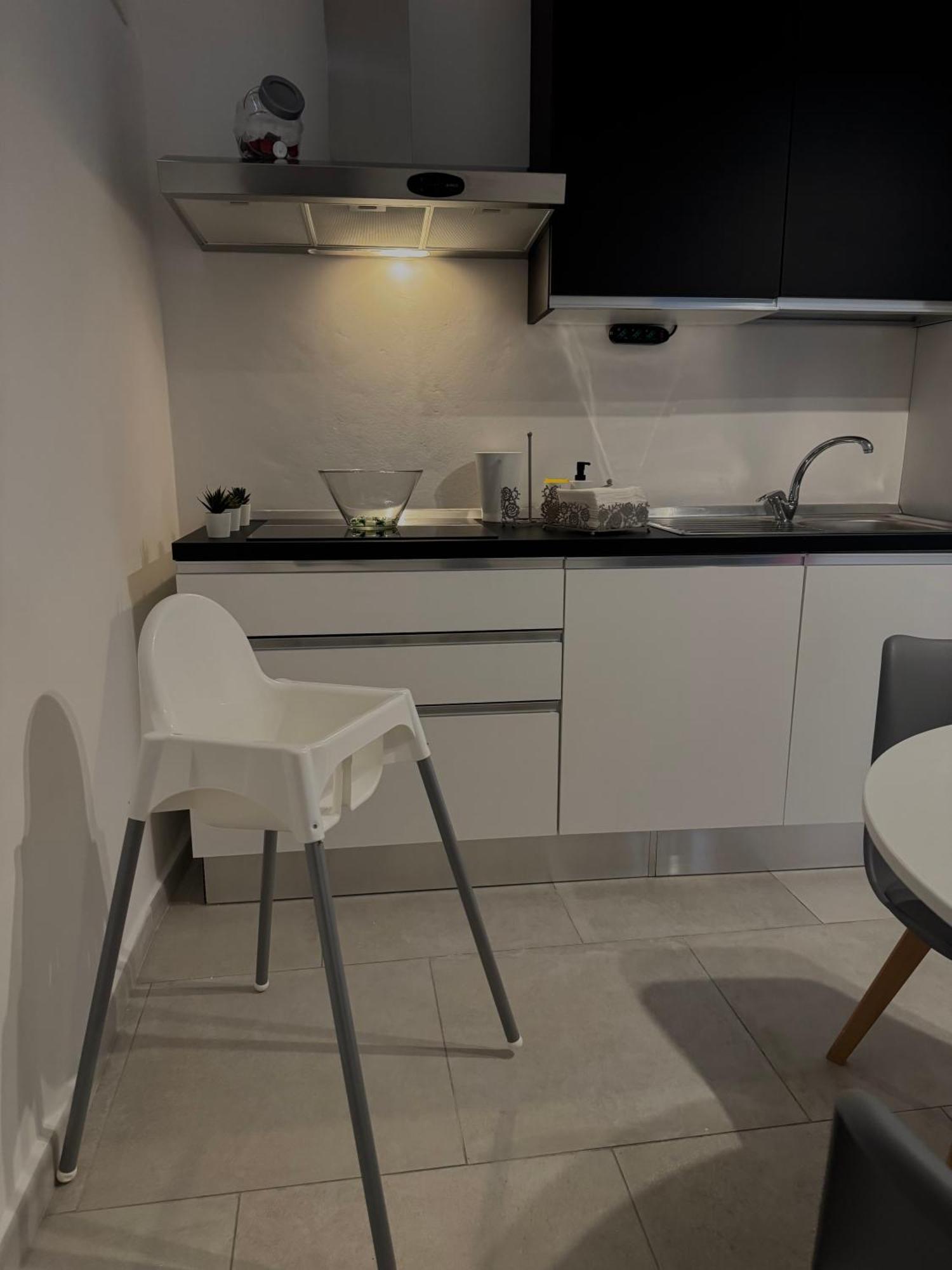 L&S Rooms Monopoli Eksteriør bilde